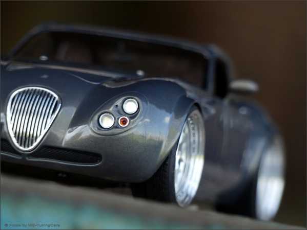 1:18 Wiesmann GT MF4 Coupe (2008) | graumetallic